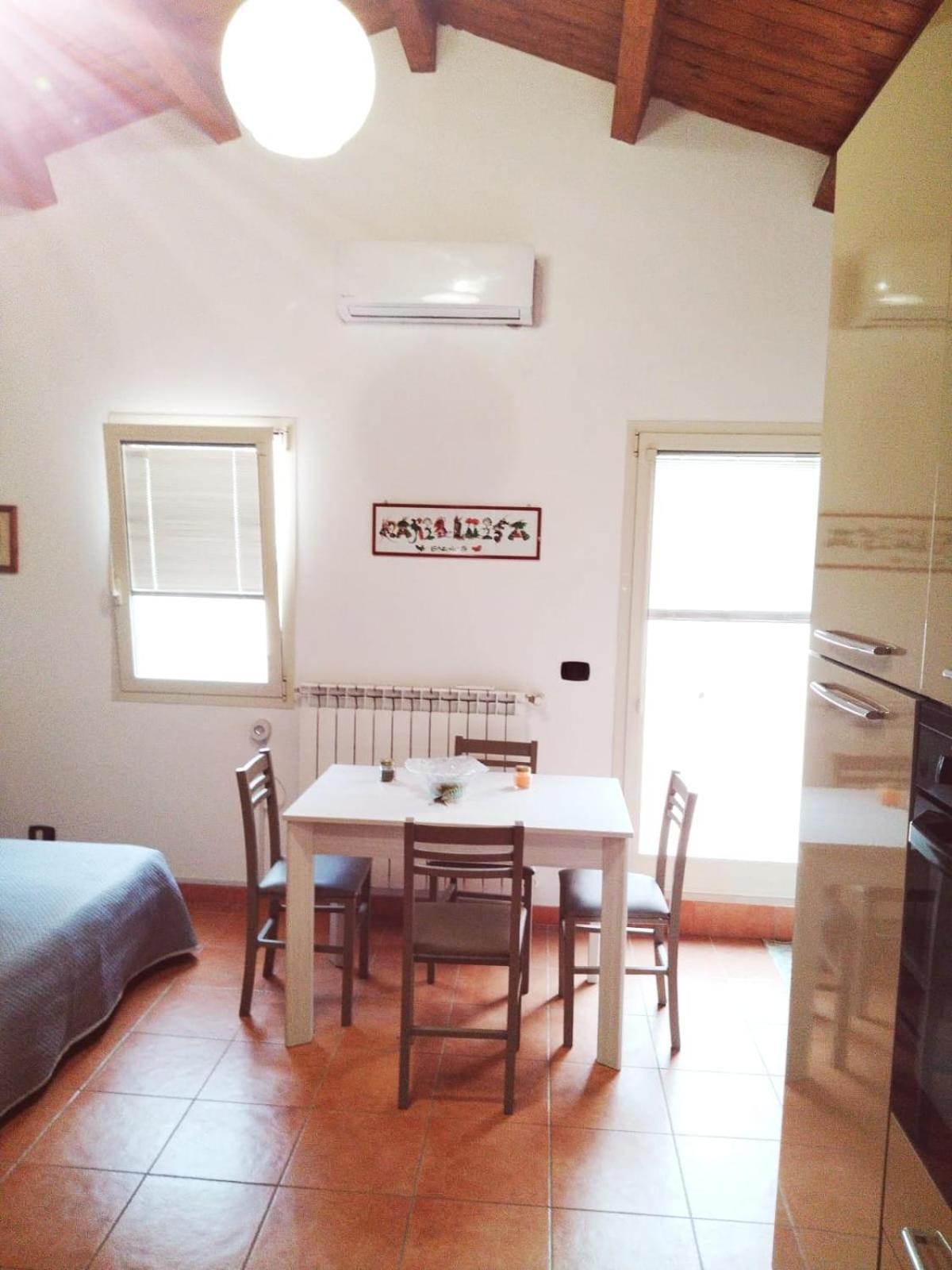 Mansarda Con Terrazzo Privato Apartment Barletta Exterior photo